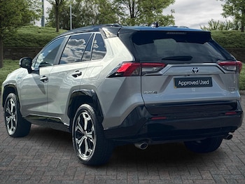 Used Toyota RAV4 2023 for sale - 76190705: Photo 4