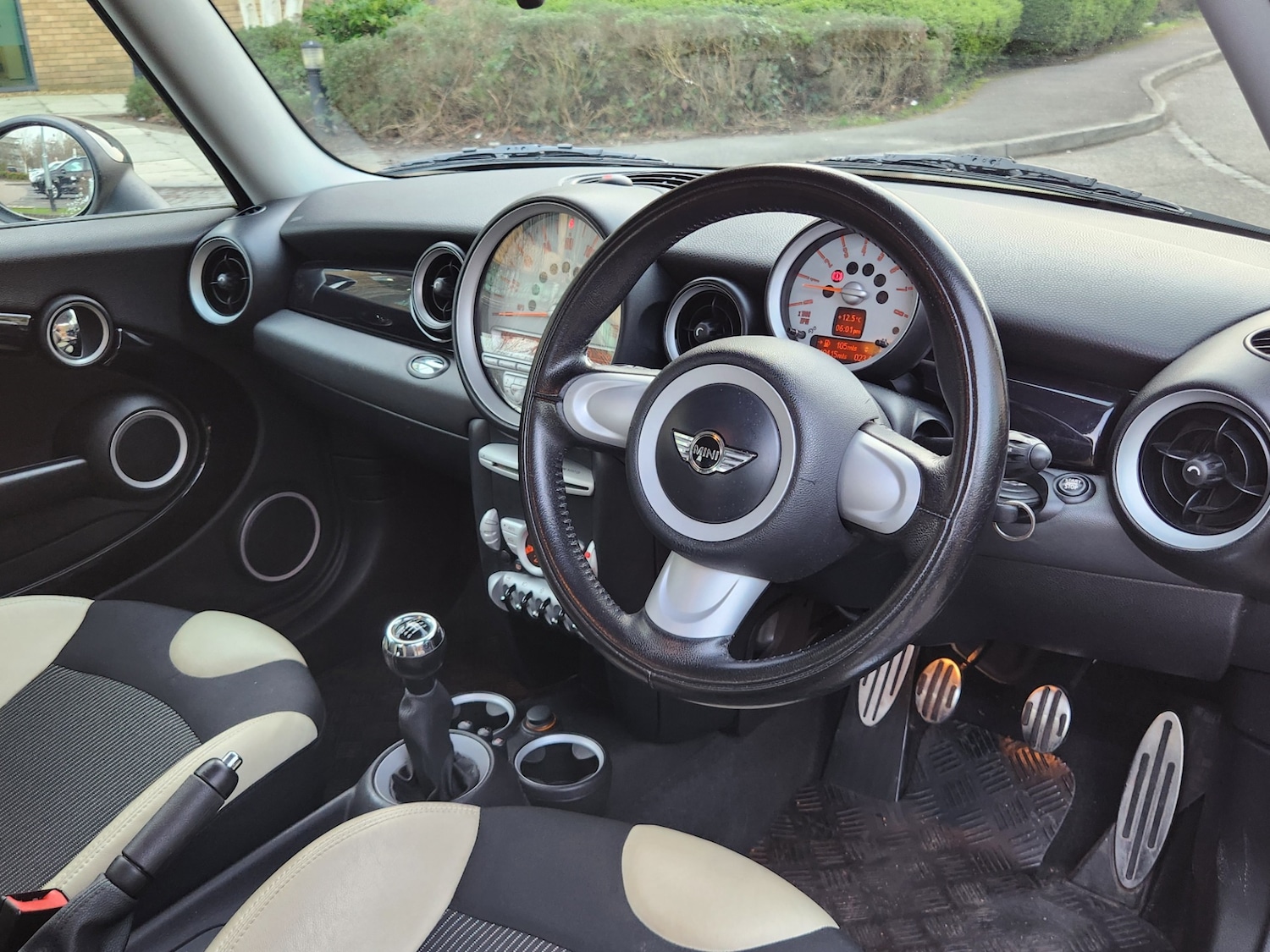 Used MINI Hatch 2010 for sale - 77766823: Photo 15