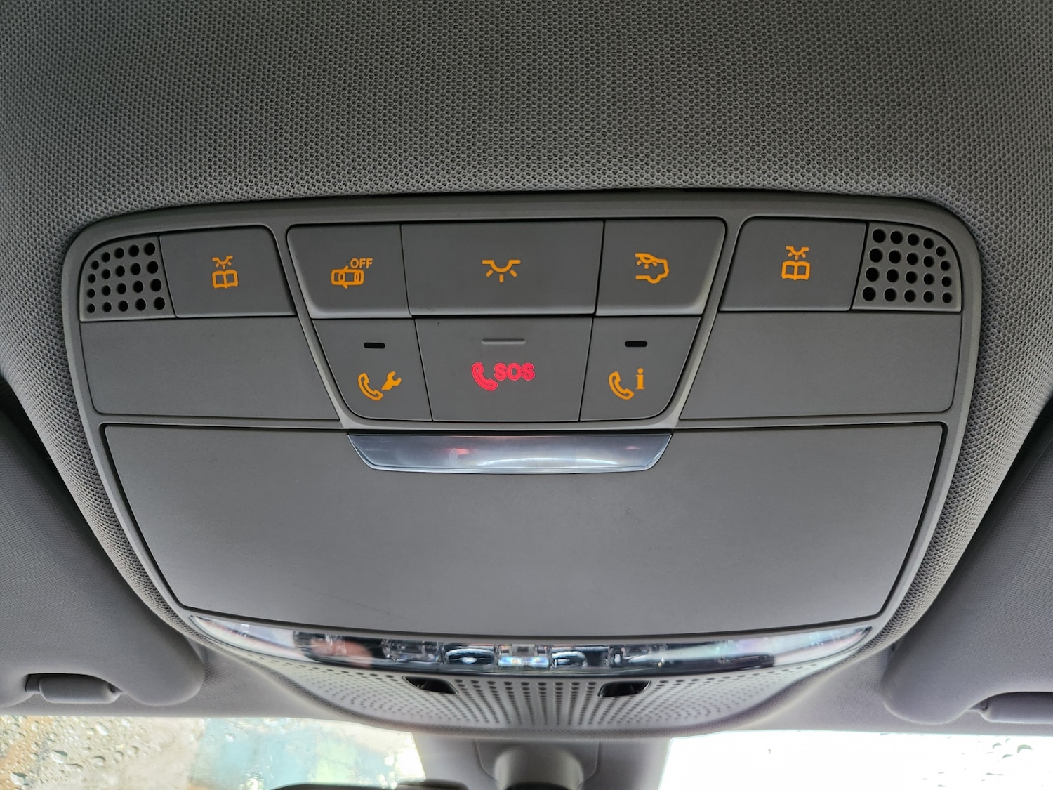 Used Mercedes-Benz C Class 2015 for sale - 77850773: Photo 24