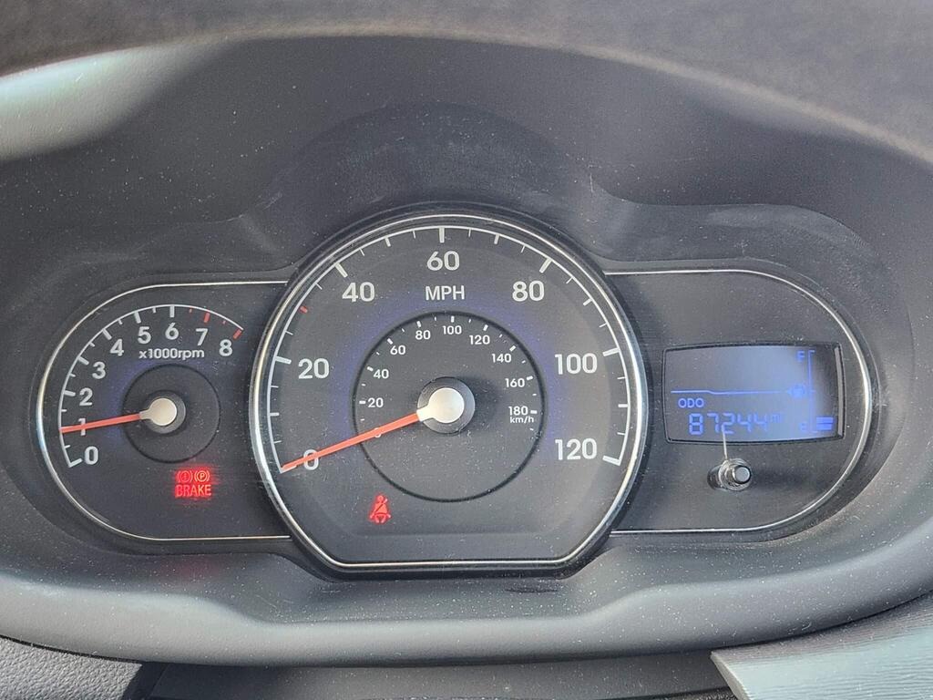 Used Hyundai i10 2013 for sale - 77756924: Photo 12