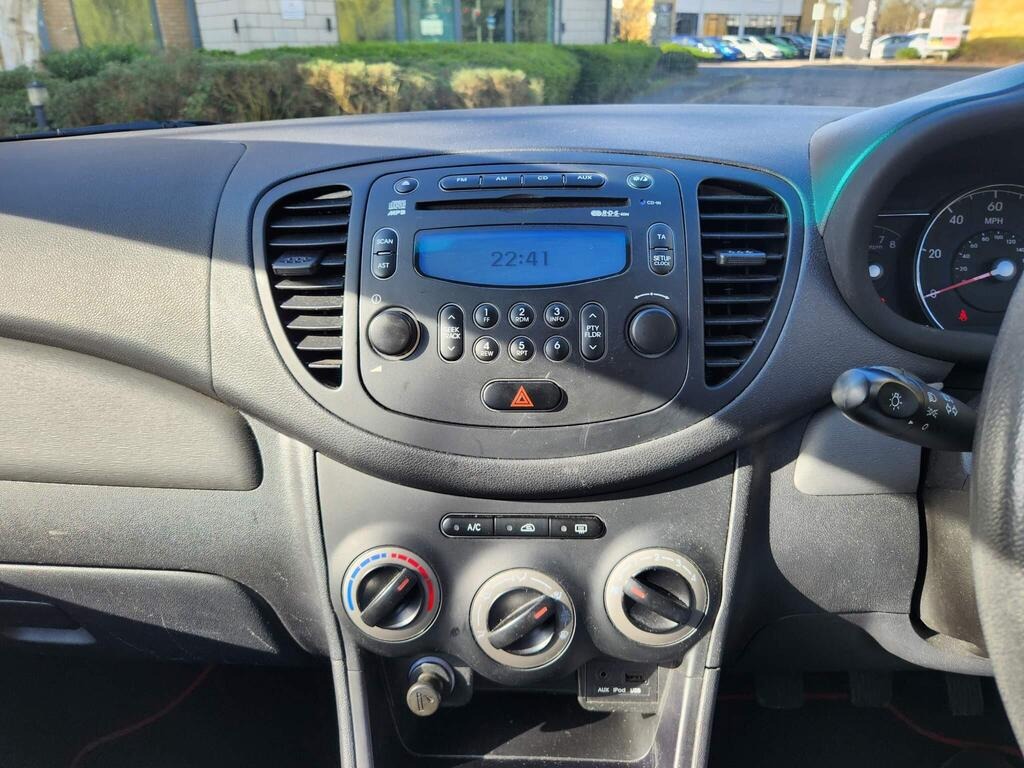 Used Hyundai i10 2013 for sale - 77756924: Photo 13