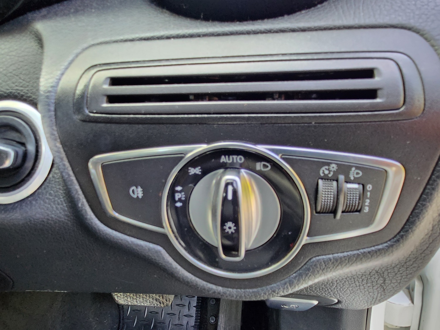 Used Mercedes-Benz C Class 2015 for sale - 78201462: Photo 22