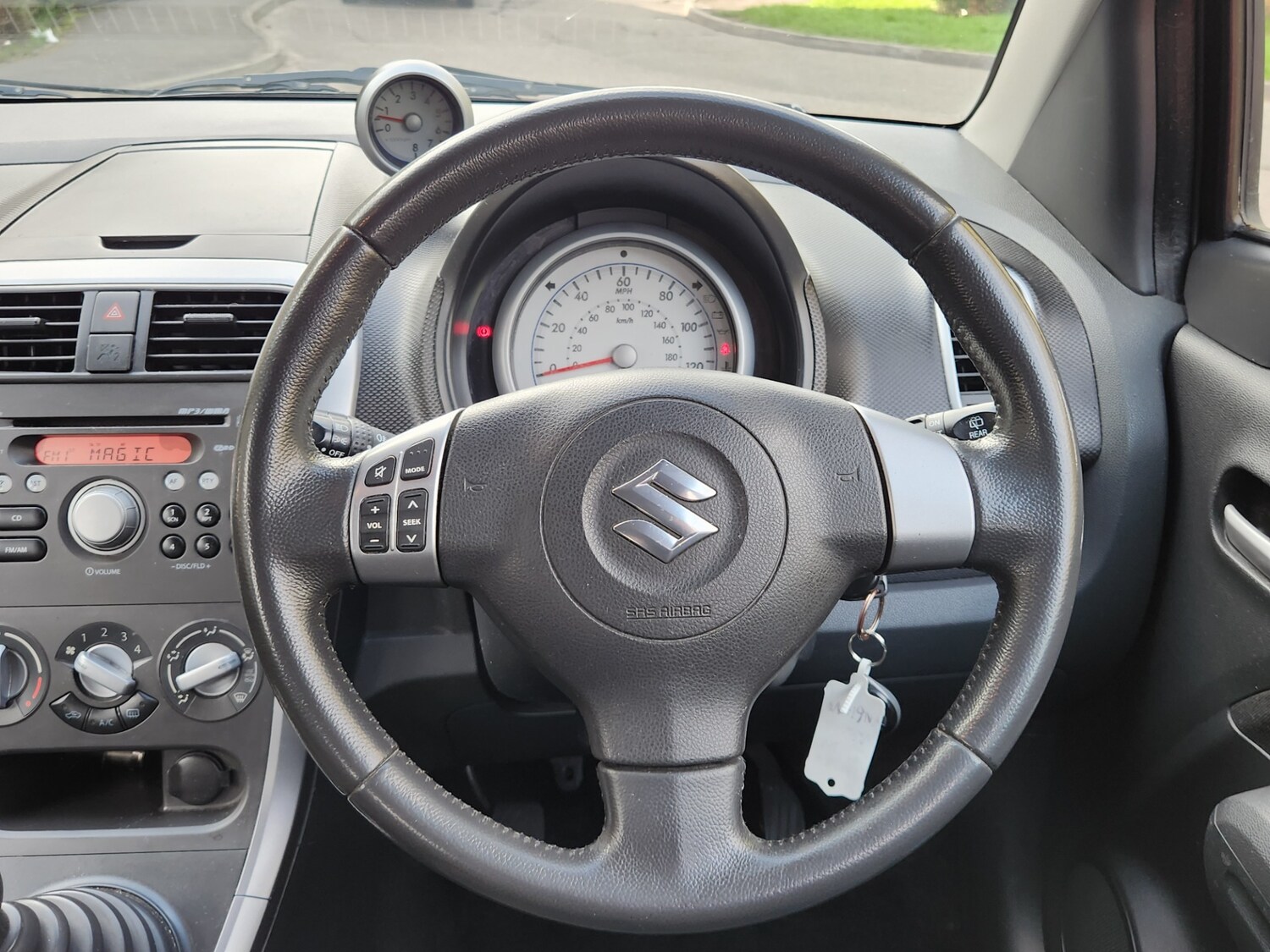 Used Suzuki Splash 2012 for sale - 77819112: Photo 21