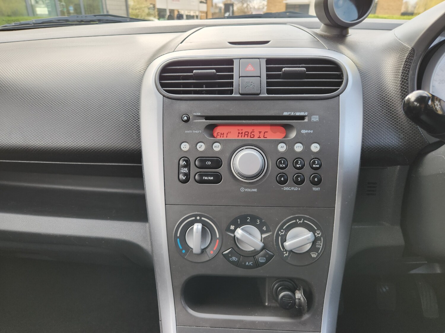 Used Suzuki Splash 2012 for sale - 77819112: Photo 30