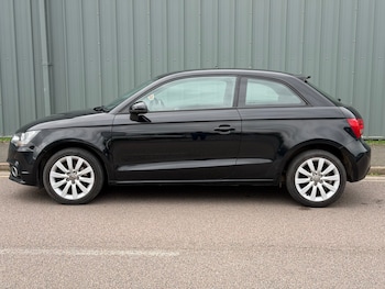 Used Audi A1 2014 for sale - 77742581: Photo