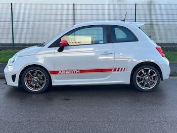 Used Abarth 595 2017 for sale - 77008504: Photo