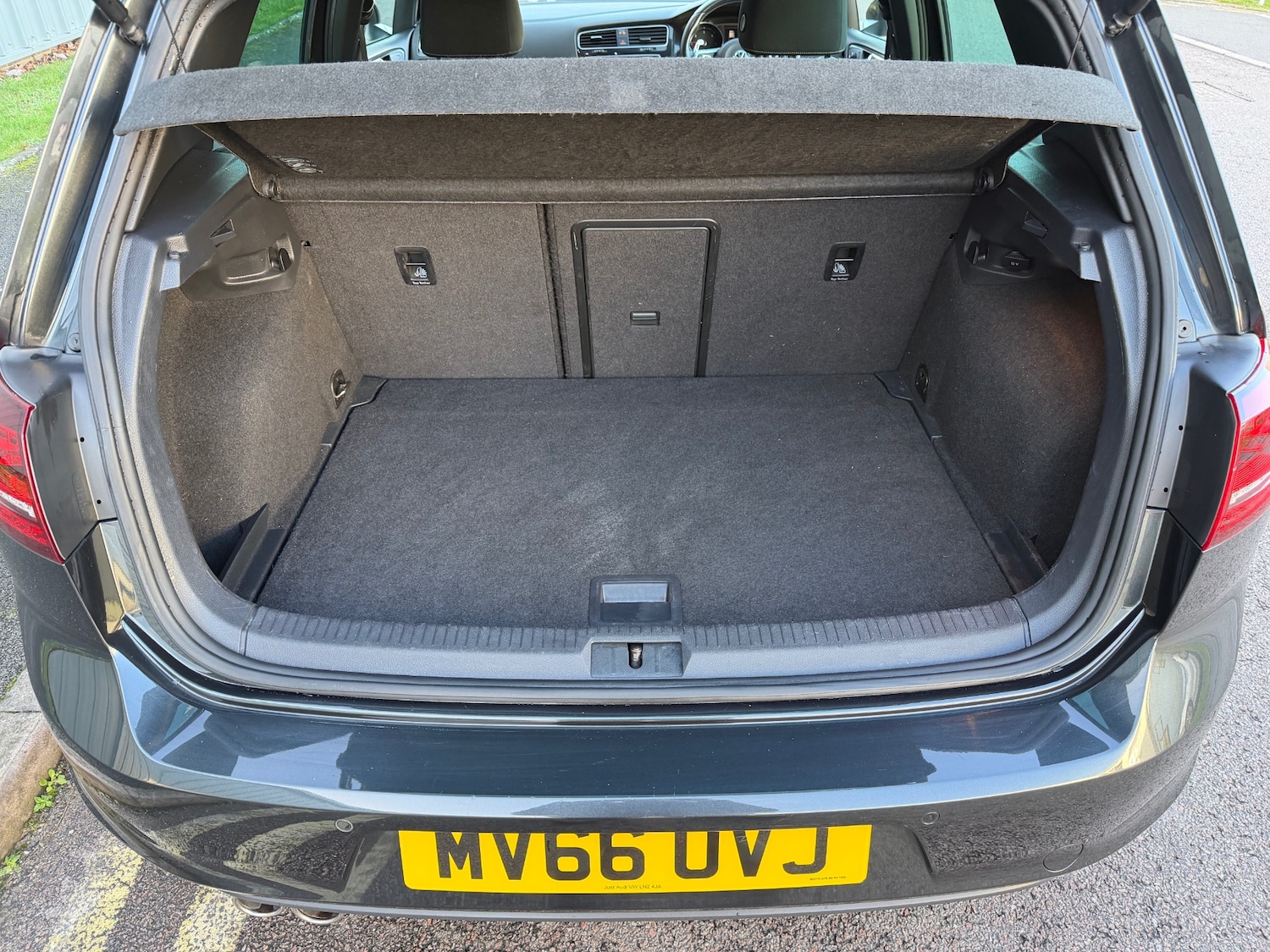 Used Volkswagen Golf 2016 for sale - 77360017: Photo 23