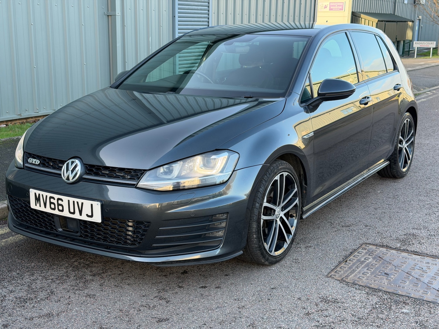 Used Volkswagen Golf 2016 for sale - 77360017: Photo 3