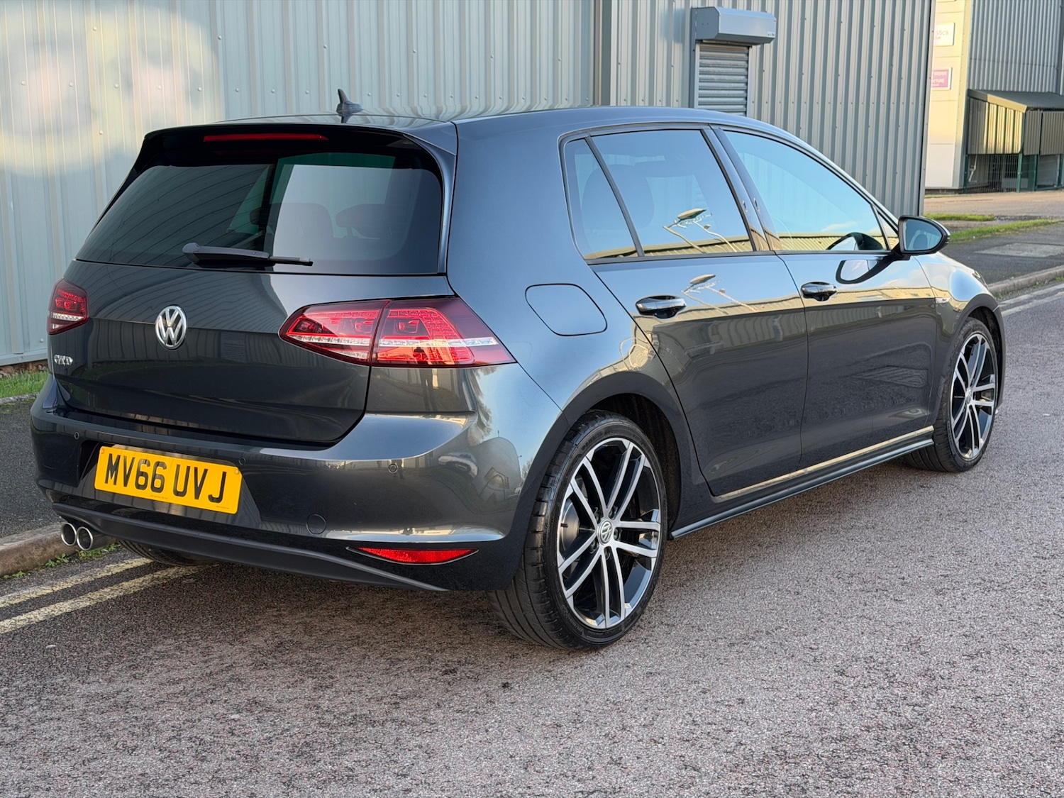 Used Volkswagen Golf 2016 for sale - 77360017: Photo 7
