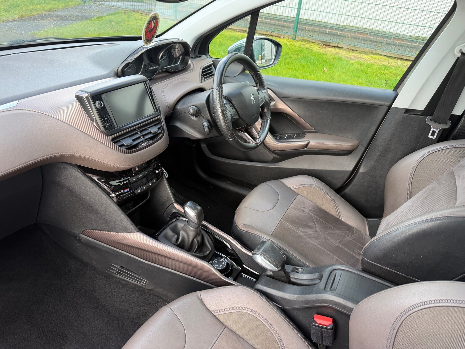 Used Peugeot 2008 2014 for sale - 77743010: Photo 14