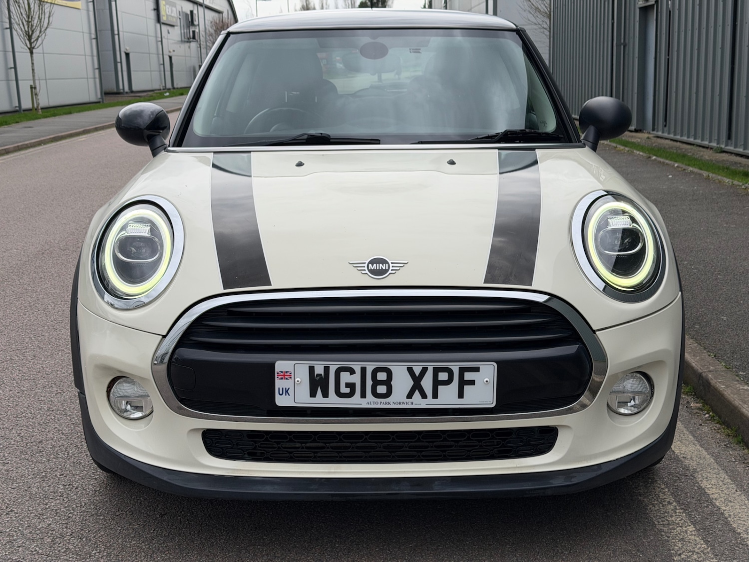 Used MINI Hatch 2018 for sale - 77742722: Photo 2