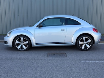Used Volkswagen Beetle 2013 for sale - 79164136: Photo