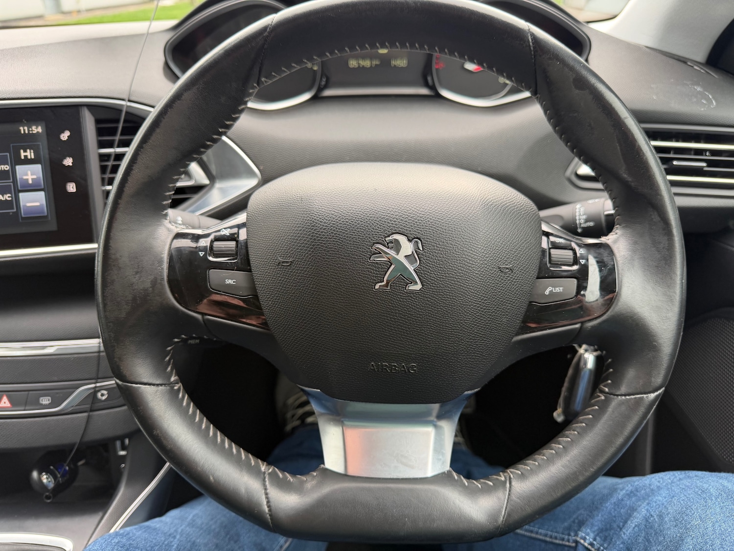 Used Peugeot 308 2015 for sale - 77742970: Photo 19