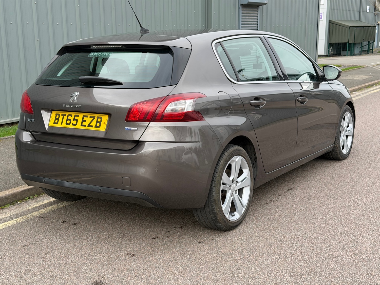 Used Peugeot 308 2015 for sale - 77742970: Photo 7