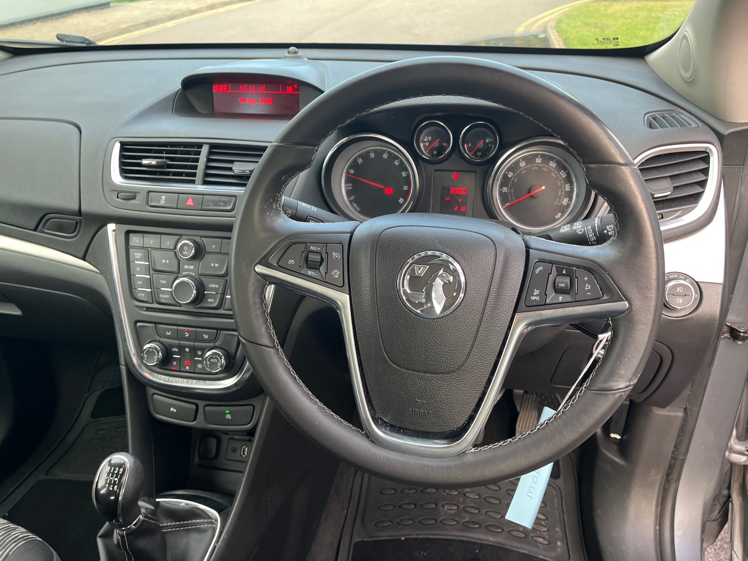 Used Vauxhall Mokka 2015 for sale - 76847670: Photo 18