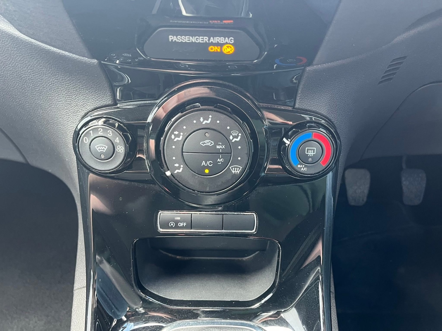 Used Ford Fiesta 2015 for sale - 77019224: Photo 20