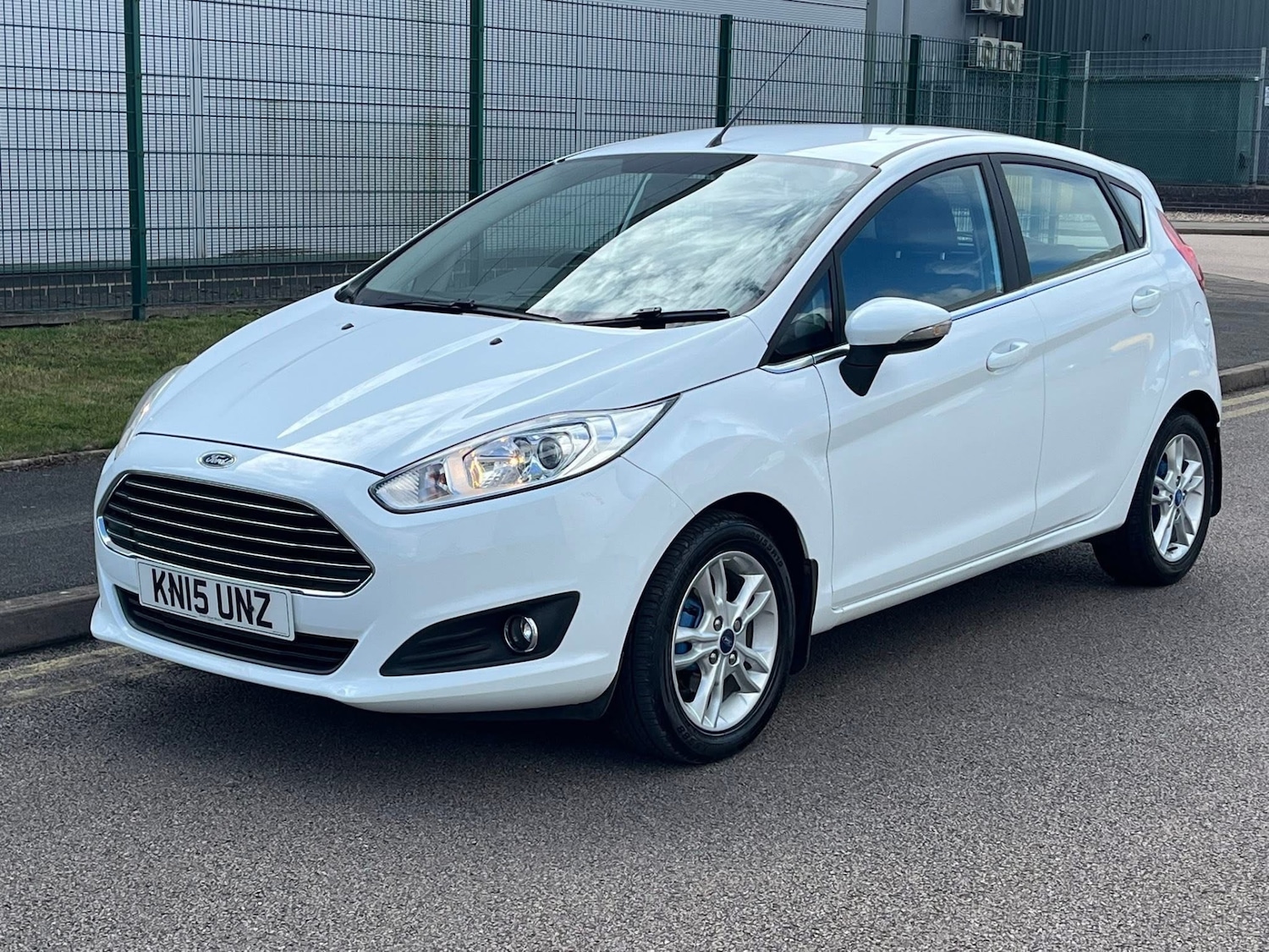 Used Ford Fiesta 2015 for sale - 77019224: Photo 3