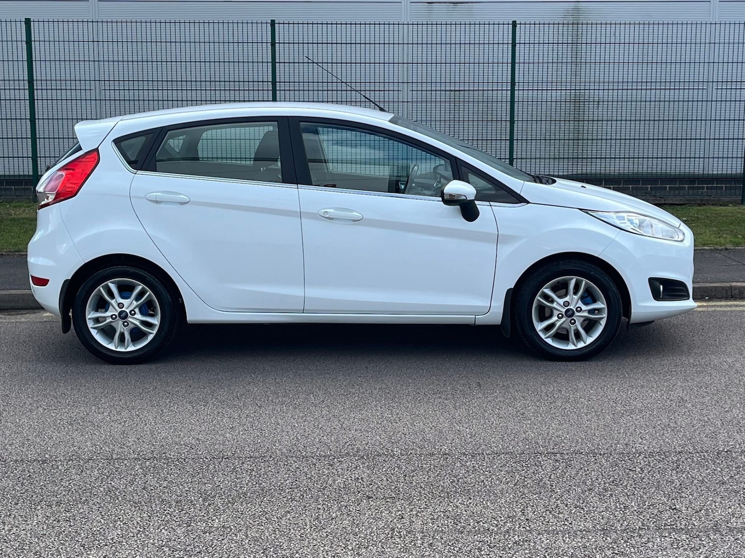 Used Ford Fiesta 2015 for sale - 77019224: Photo 8