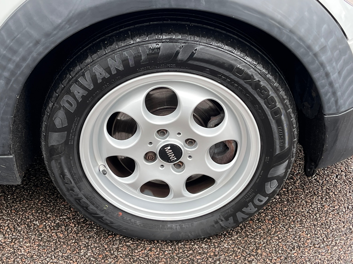 Used MINI Convertible 2015 for sale - 76847654: Photo 21