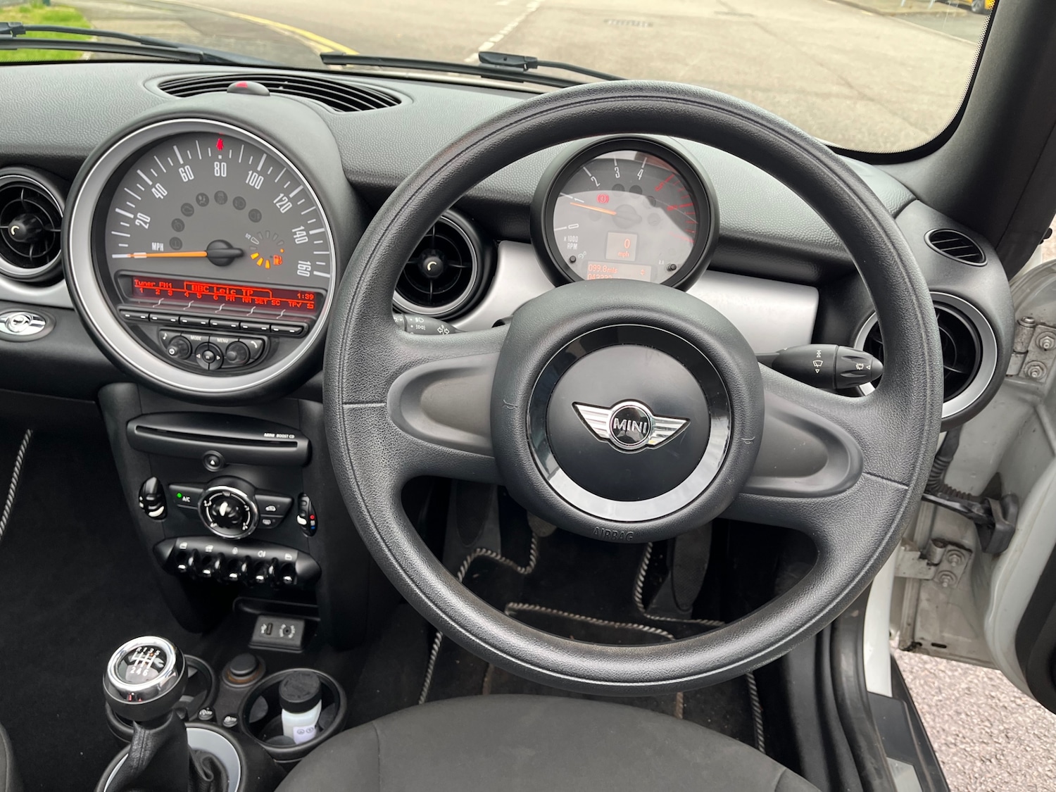 Used MINI Convertible 2015 for sale - 76847654: Photo 23