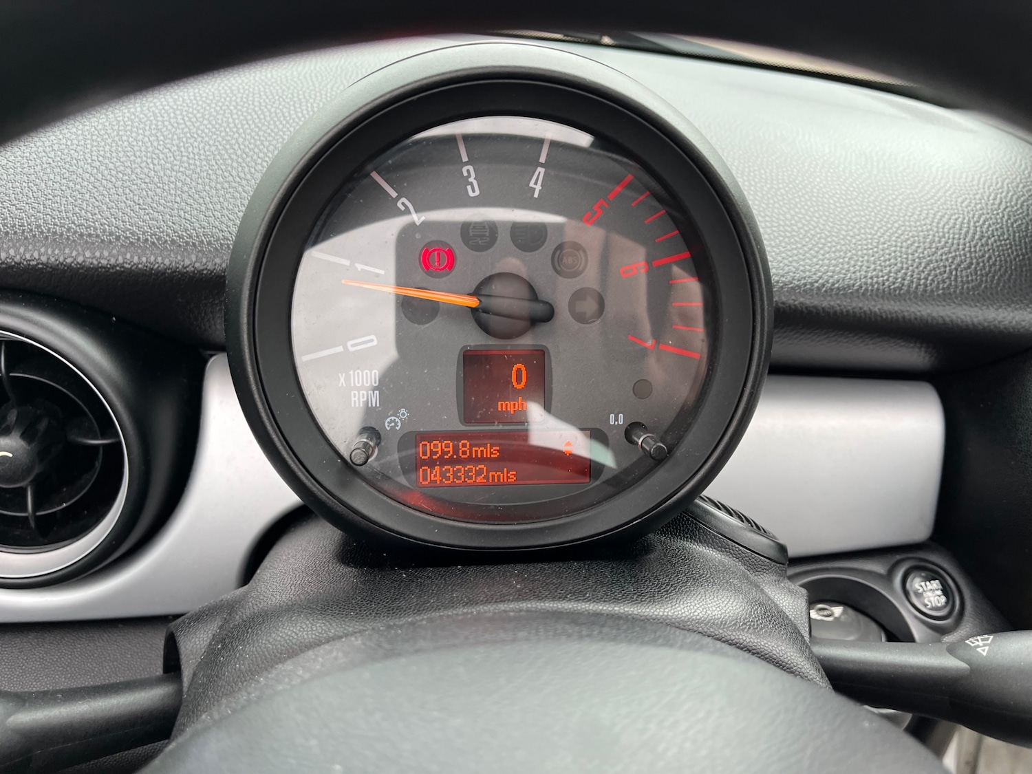 Used MINI Convertible 2015 for sale - 76847654: Photo 24