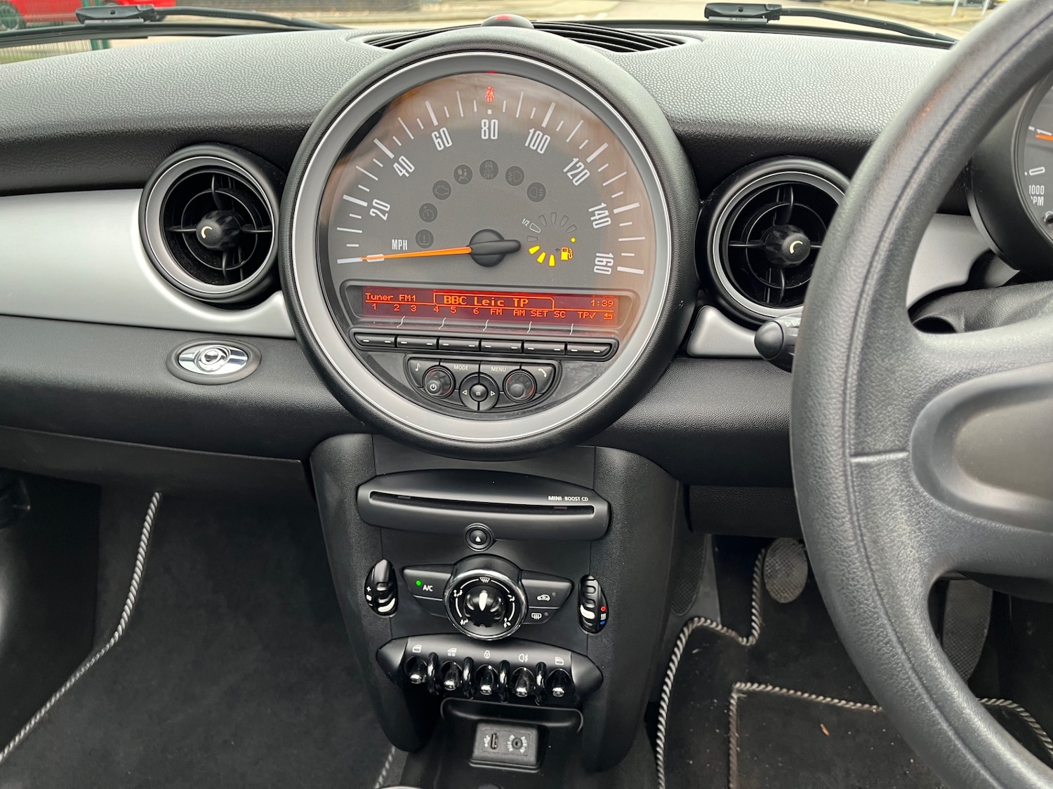 Used MINI Convertible 2015 for sale - 76847654: Photo 25