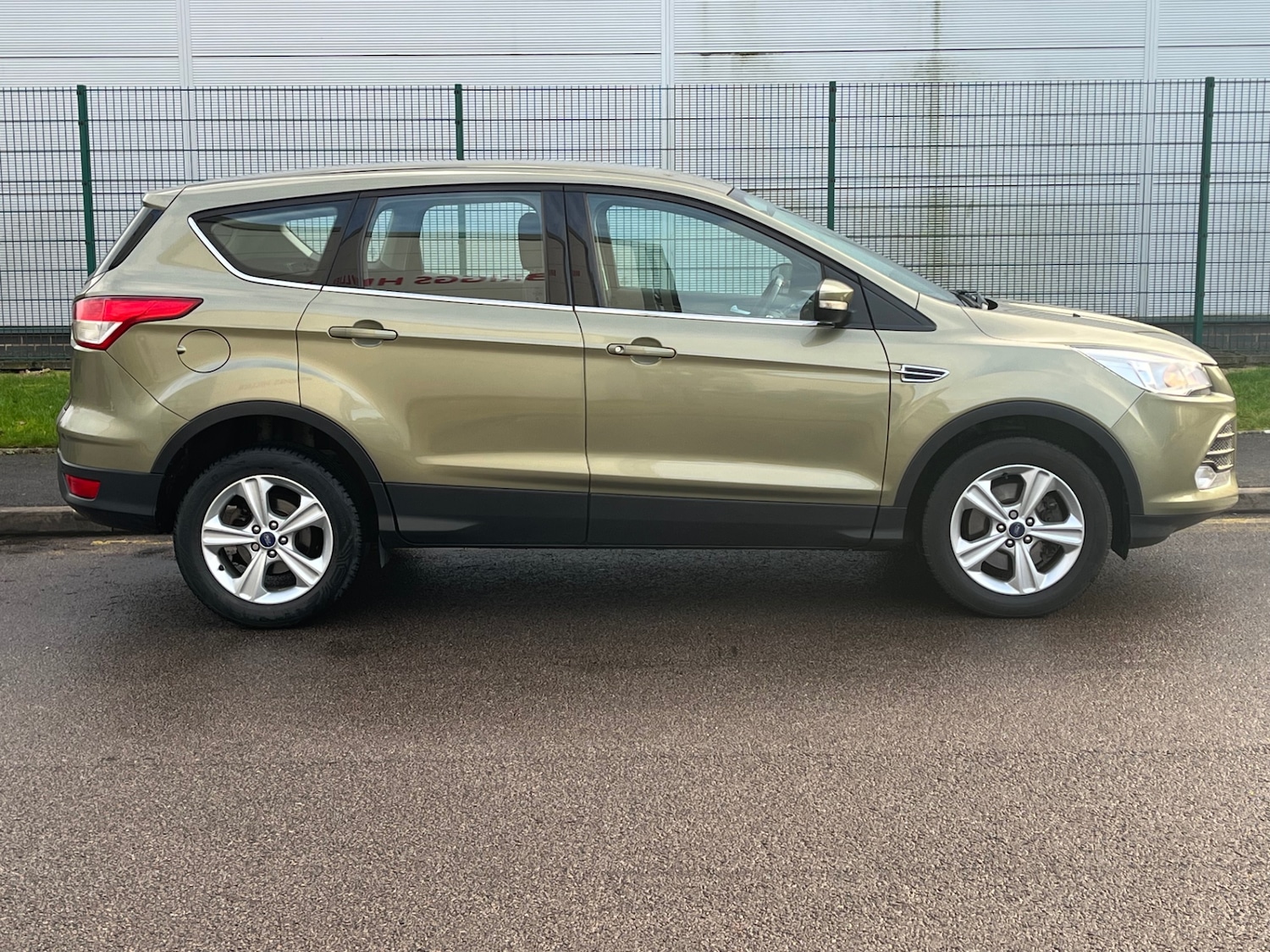 Used Ford Kuga 2014 for sale - 77019217: Photo 8