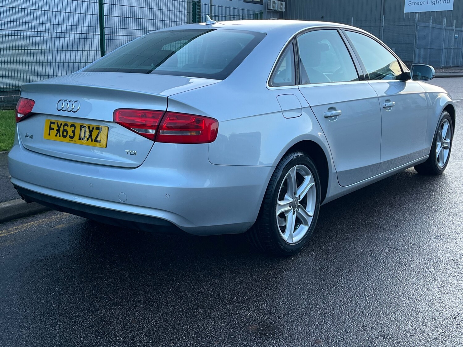Used Audi A4 2013 for sale - 76837572: Photo 7