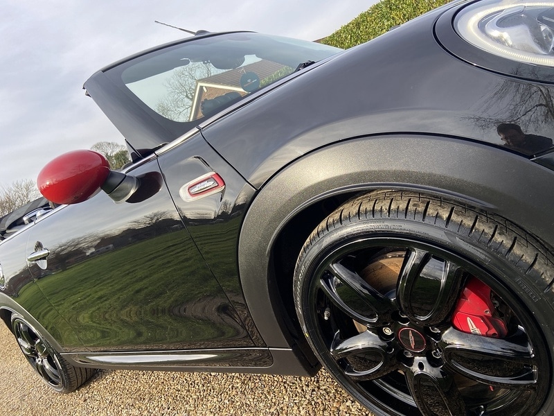 Used MINI Convertible 2016 for sale - 77135583: Photo 2