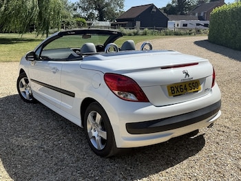 Used Peugeot 207 2014 for sale - 79197844: Photo