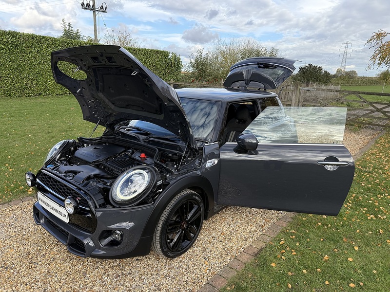 Used MINI Hatch 2019 for sale - 76637893: Photo 16