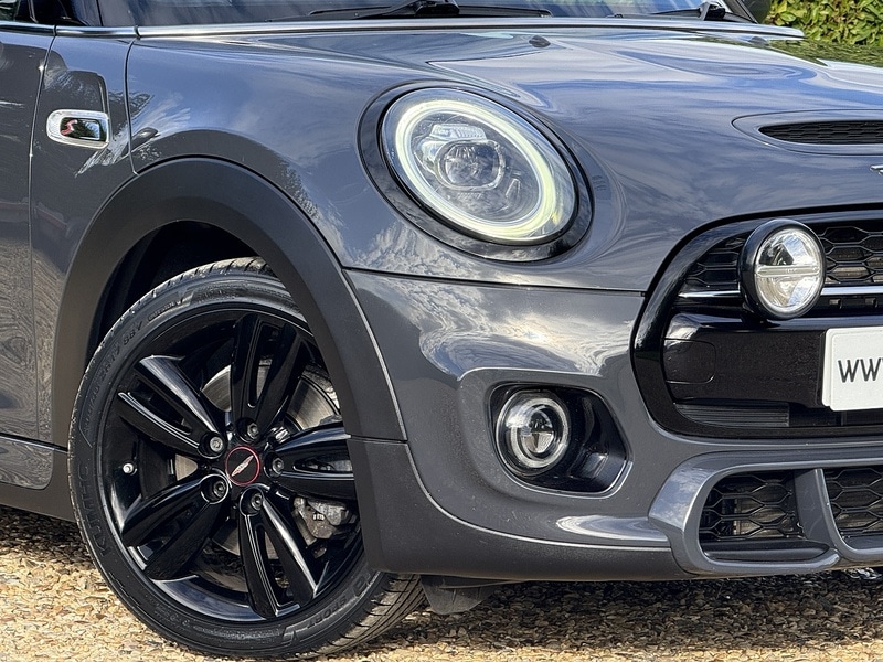 Used MINI Hatch 2019 for sale - 76637893: Photo 18
