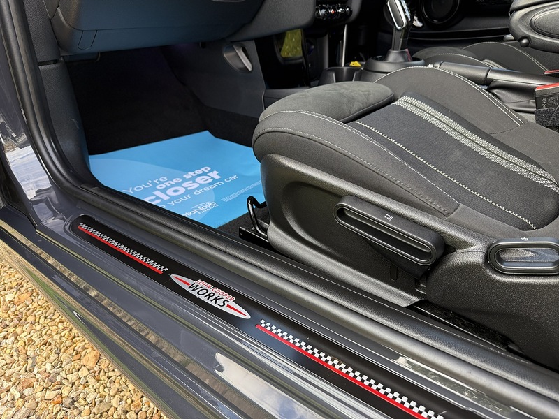 Used MINI Hatch 2019 for sale - 76637893: Photo 24