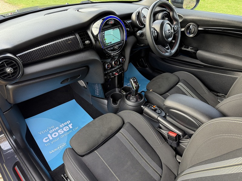 Used MINI Hatch 2019 for sale - 76637893: Photo 4