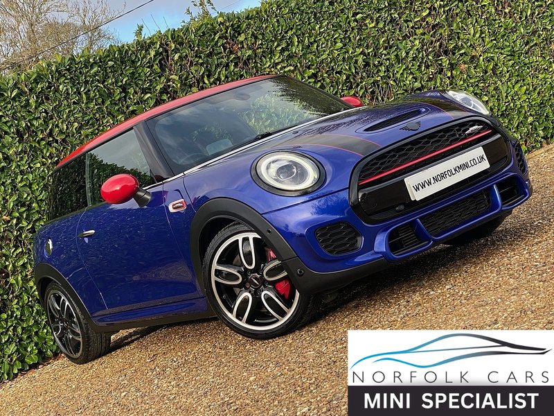Used MINI Hatch 2019 for sale - 76637901: Photo 1