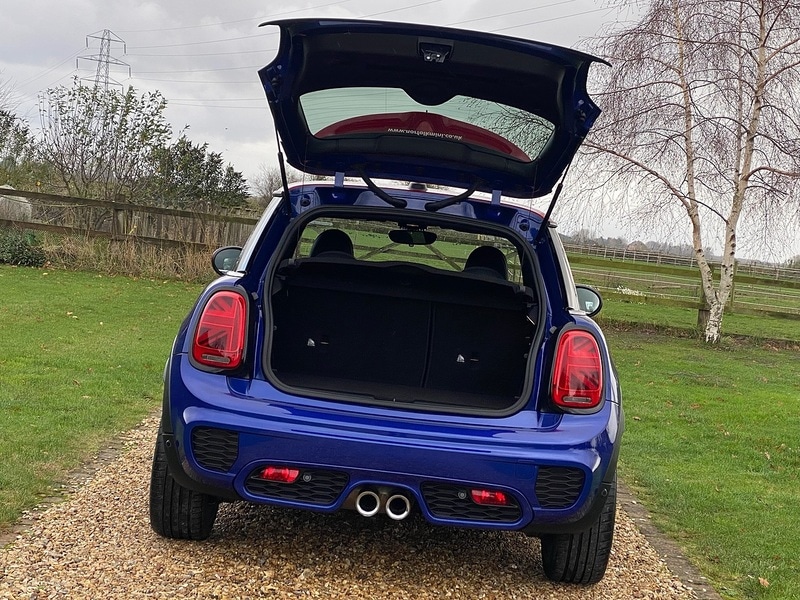 Used MINI Hatch 2019 for sale - 76637901: Photo 24