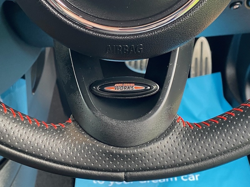 Used MINI Hatch 2019 for sale - 76637901: Photo 32