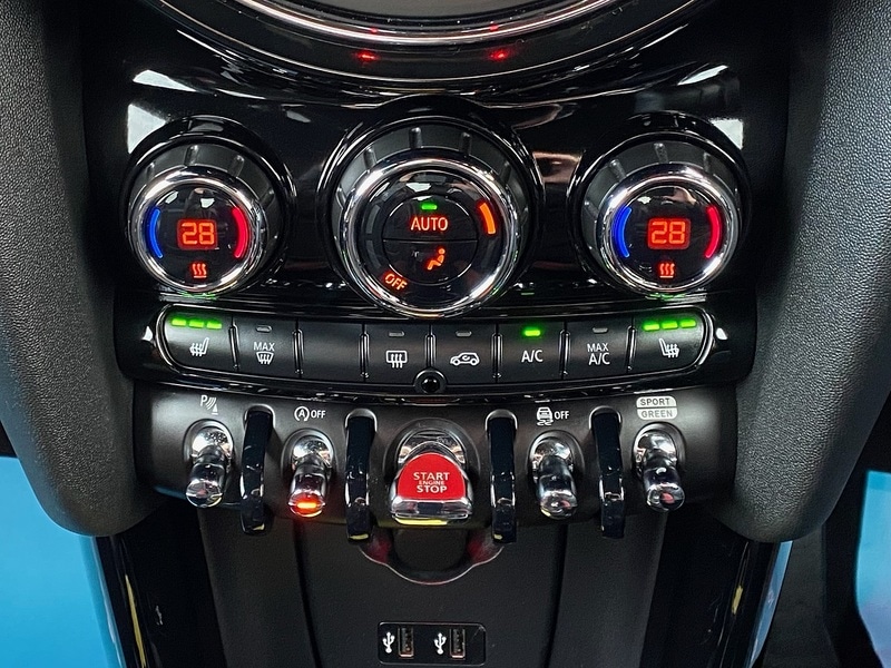 Used MINI Hatch 2019 for sale - 76637901: Photo 33