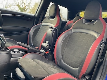 Used MINI Hatch 2019 for sale - 76637901: Photo