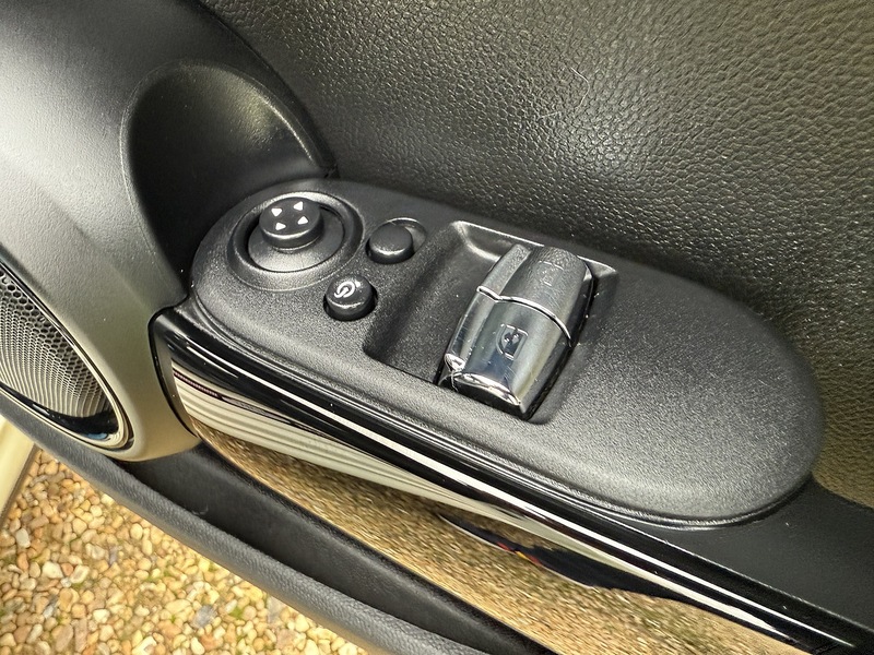 Used MINI Hatch 2018 for sale - 76637894: Photo 28