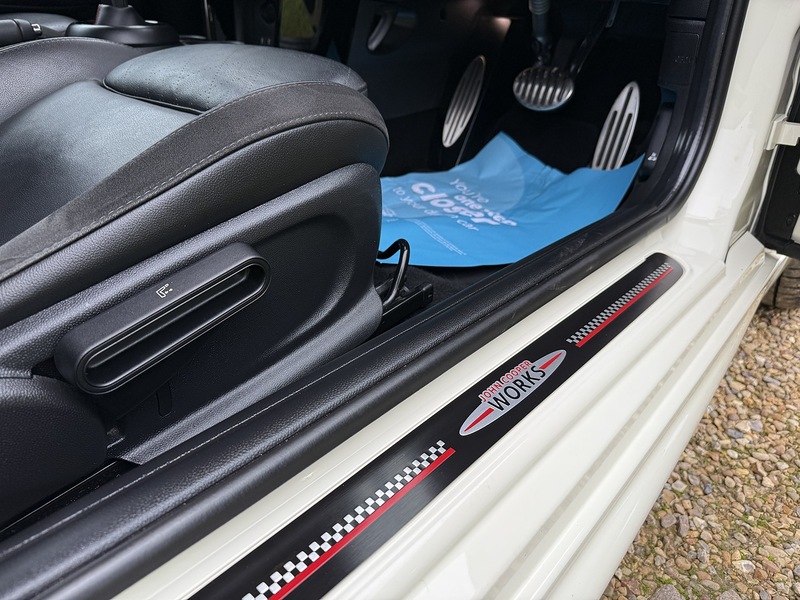 Used MINI Hatch 2018 for sale - 76637894: Photo 30