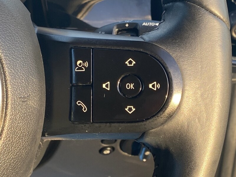 Used MINI Hatch 2021 for sale - 76736446: Photo 28