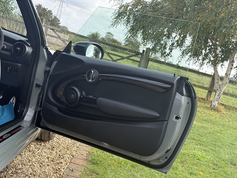 Used MINI Hatch 2019 for sale - 76637891: Photo 21