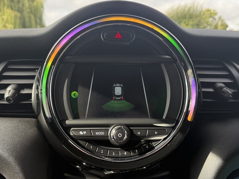 Used MINI Hatch 2019 for sale - 76637891: Photo 32