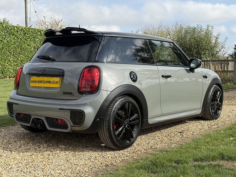 Used MINI Hatch 2019 for sale - 76637891: Photo 9