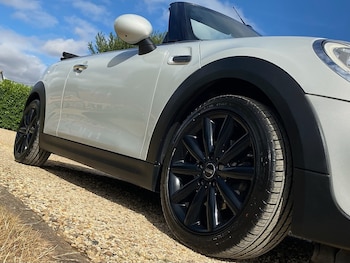 Used MINI Convertible 2016 for sale - 79399501: Photo
