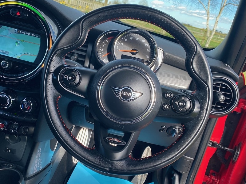 Used MINI Hatch 2019 for sale - 78054246: Photo 24