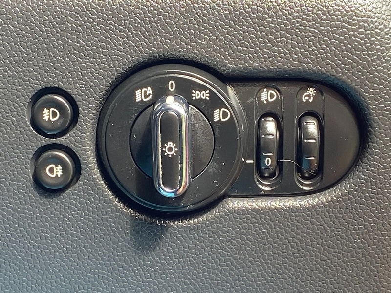 Used MINI Hatch 2019 for sale - 78054246: Photo 31