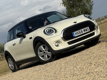 Used MINI Hatch 2018 for sale - 79486984: Photo