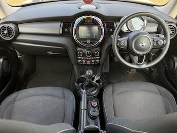 Used MINI Hatch 2018 for sale - 79486984: Photo